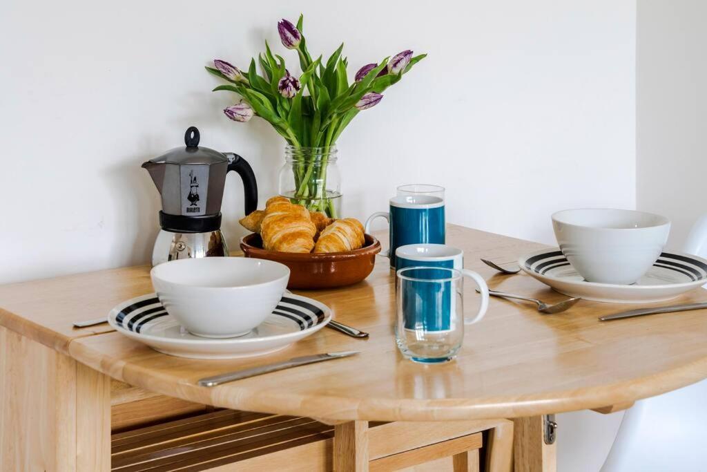 The Clarence, Central London Apartment W/ Wifi Bagian luar foto